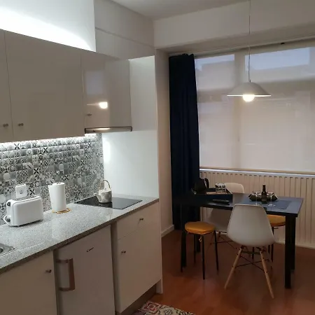 Apartment Heart I & Ii *